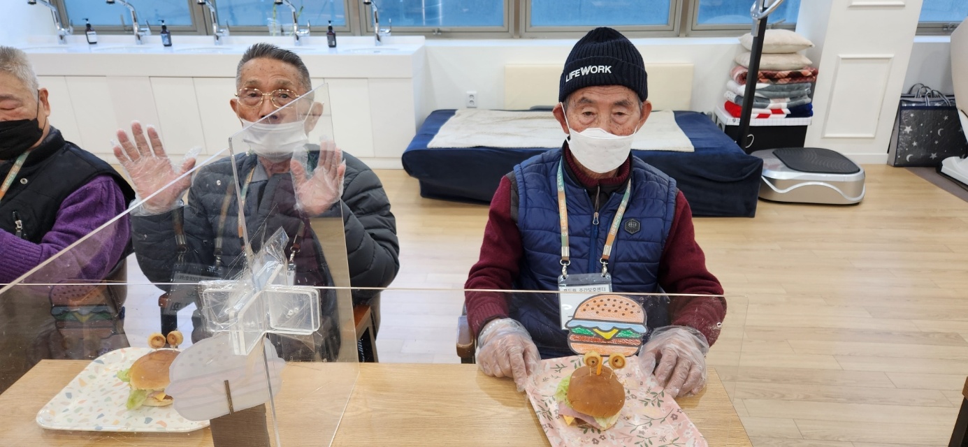 8296_copy_8308_3695294320_zw3b14kD_6b7bd5493fd13a3c8b690f95843b3abbc652653a.jpg 이미지크게보기